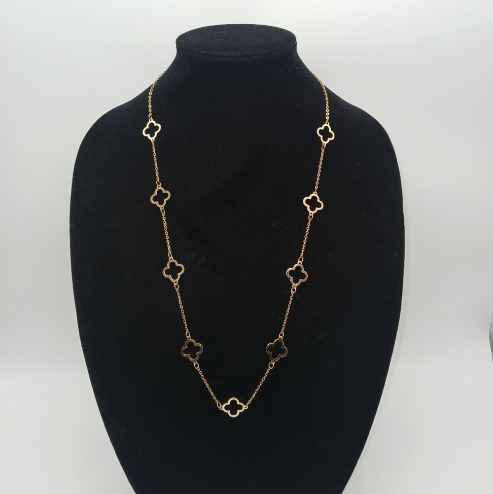 Gold-tone Hollow Clover Style Necklace 14.5"​​